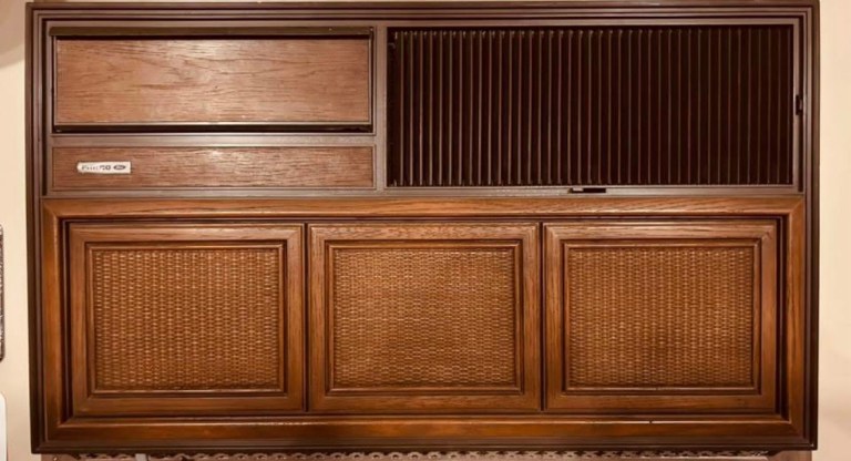 Retro Cool: The Classic Charm of Window Air Conditioners – HVAC ...